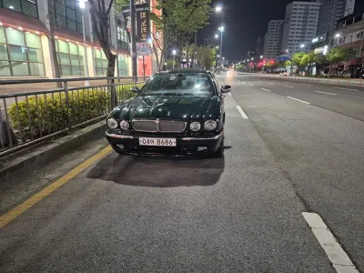 Jaguar XJ · 2005 год