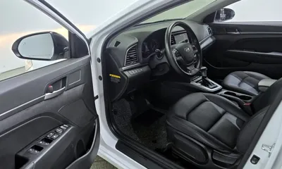 Hyundai Avante 2018, 66143 км, за 13000000 KRW - фото 10
