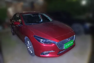 Mazda Mazda 3 Axela 2017, 74900 км, за 37925.87 CNY