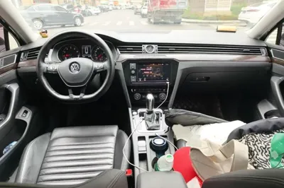 Volkswagen Magotan 2019, 72600 км, за 101772.4 CNY - фото 18