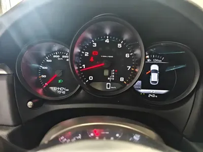 Porsche Macan 2019, 64400 км, за 179800 CNY - фото 16