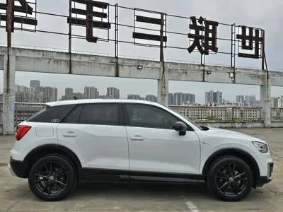 Audi Q2L 2019, 80000 км, за 63800 CNY