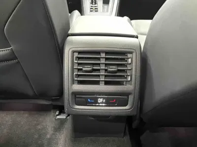 Volkswagen Golf 2022, 30600 км, за 153800 CNY - фото 12