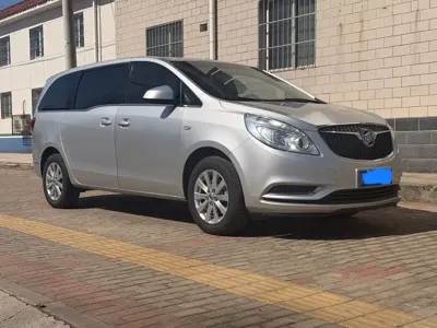 Buick GL8 2018, 106000 км, за 72000 CNY