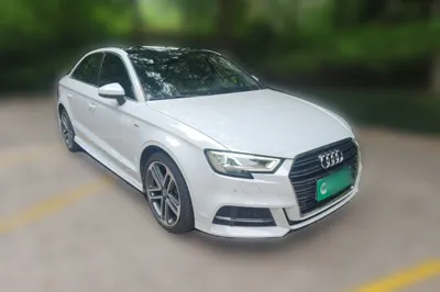 Audi A3 2019, 22900 км, за 88815.47 CNY