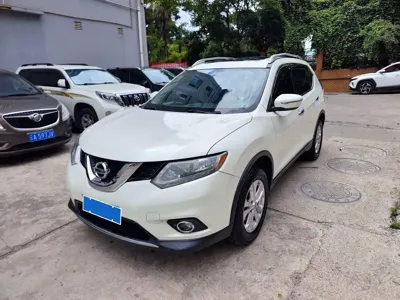 Nissan X-Trail · 2014 год