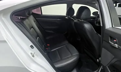 Hyundai Avante 2018, 69971 км, за 11000000 KRW - фото 11