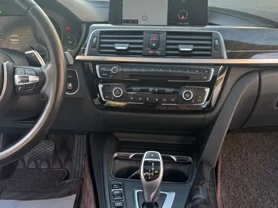 BMW 3 Series 2019, 73000 км, за 109800 CNY - фото 15