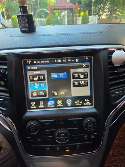 Jeep Cherokee 2015, 143503 км, за 13500000 KRW - фото 12