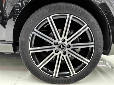 Mercedes-Benz V-Class 2023, 43200 км, за 335000 CNY - фото 32