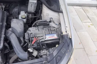 Volkswagen Polo 2014, 93900 км, за 31074.7 CNY