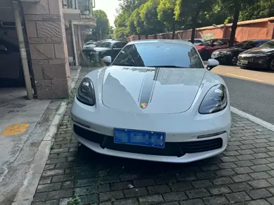 Porsche 718 2017, 67000 км, за 258000 CNY