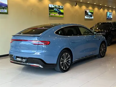 智界 Zhijie R7 2025, 9000 км, за 229800 CNY - фото 3