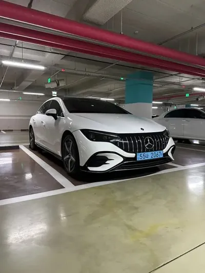 Mercedes-Benz EQE · 2023 год