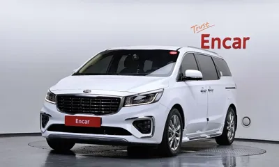 Kia Canival · 2019 год