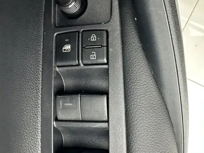Toyota Corolla 2023, 18000 км, за 91800 CNY - фото 11