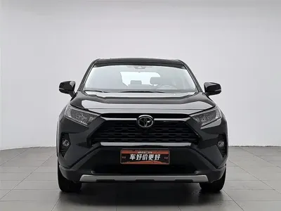 Toyota RAV4 2021, 54300 км, за 91900 CNY