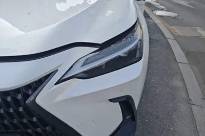 Lexus NX 2022, 4400 км, за 207176.22 CNY - фото 8