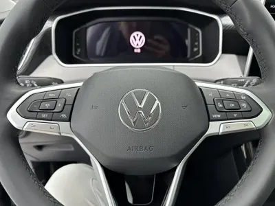 Volkswagen Tayron 2023, 5000 км, за 219800 CNY - фото 14