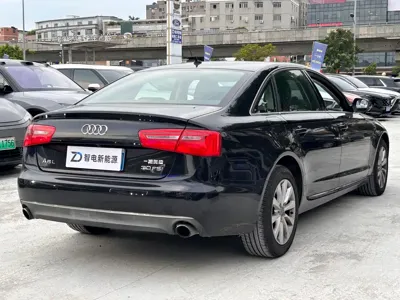 Audi A6L 2016, 84000 км, за 88000 CNY