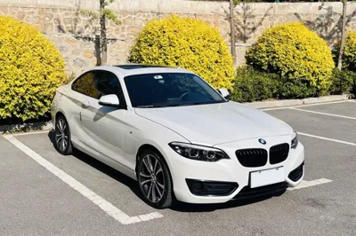 BMW 2 Series 2019, 19800 км, за 145755.26 CNY