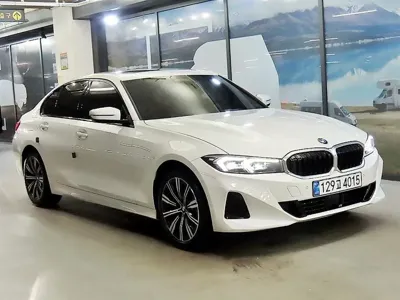 BMW 3-Series · 2025 год