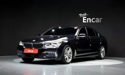 BMW 7-Series · 2017 год