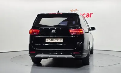 Kia Canival 2019, 118620 км, за 11190000 KRW - фото 4