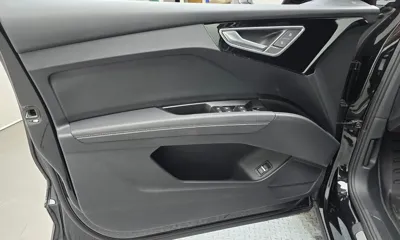 Audi Q4 e-tron 2023, 13733 км, за 45900000 KRW - фото 24