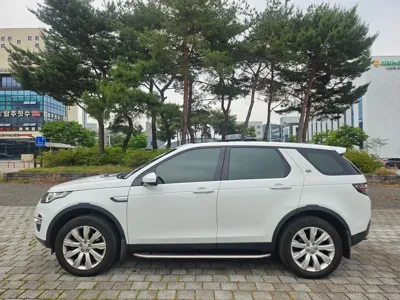 Land Rover Discovery Sport 2016, 93999 км, за 9600000 KRW