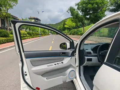 BAIC New Energy EV 2015, 50000 км, за 15800 CNY - фото 8