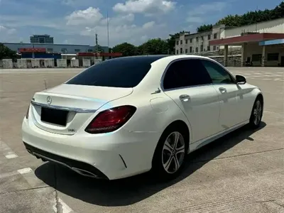 Mercedes-Benz C-Class 2020, 80000 км, за 106800 CNY