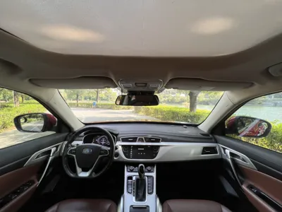 Geely Emgrand X7 Sport 2018, 66300 км, за 46076.64 CNY - фото 16