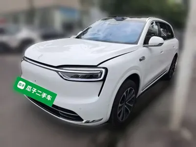 AITO 问界 AITO M7 2025, 7500 км, за 326000 CNY