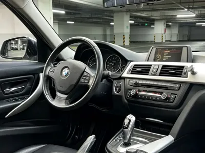 BMW 3 Series 2013, 126000 км, за 39800 CNY - фото 10