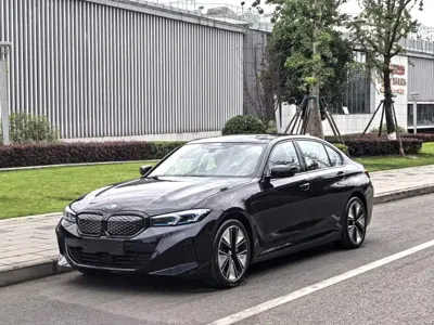 BMW i3 · 2024 год