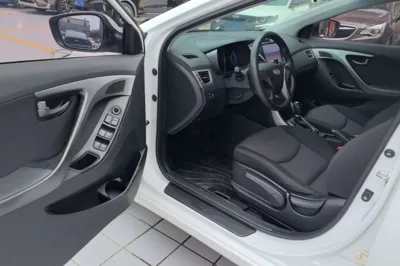 Hyundai Elantra (5th Generation 2016, 107100 км, за 42855.83 CNY - фото 18
