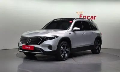 Mercedes-Benz EQB · 2023 год