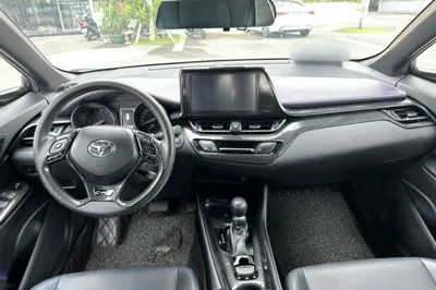 Toyota C-HR 2020, 61200 км, за 80771.77 CNY - фото 9