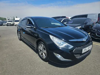 Hyundai Sonata · 2012 год