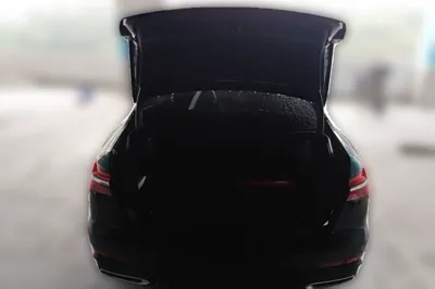 Audi A6L 2022, 83500 км, за 218561.51 CNY