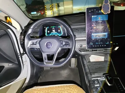 BYD Qin Pro New Energy 2018, 49300 км, за 40998.55 CNY - фото 11