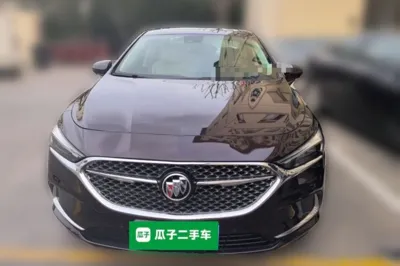 Buick LaCrosse 2020, 105100 км, за 98153.67 CNY