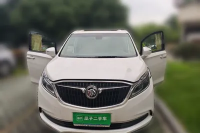 Buick GL8 2017, 59700 км, за 133854.06 CNY