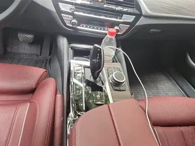 BMW 5 Series 2022, 61600 км, за 208400 CNY - фото 16