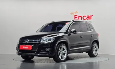 Volkswagen Tiguan · 2015 год