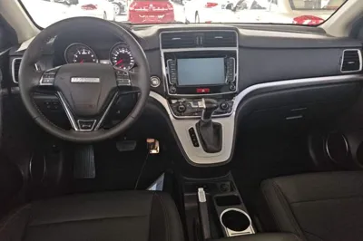 Haval M6 2019, 74500 км, за 41909.48 CNY - фото 12
