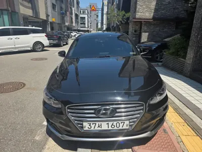 Hyundai Grandeur 2019, 63000 км, за 16000000 KRW - фото 1