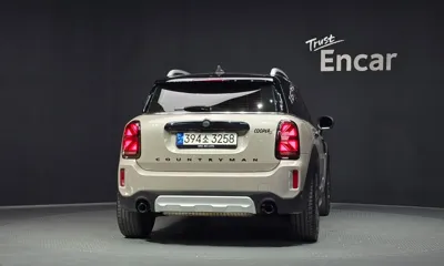 MINI Countryman 2022, 61764 км, за 27200000 KRW