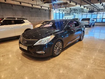 Hyundai Grandeur · 2013 год